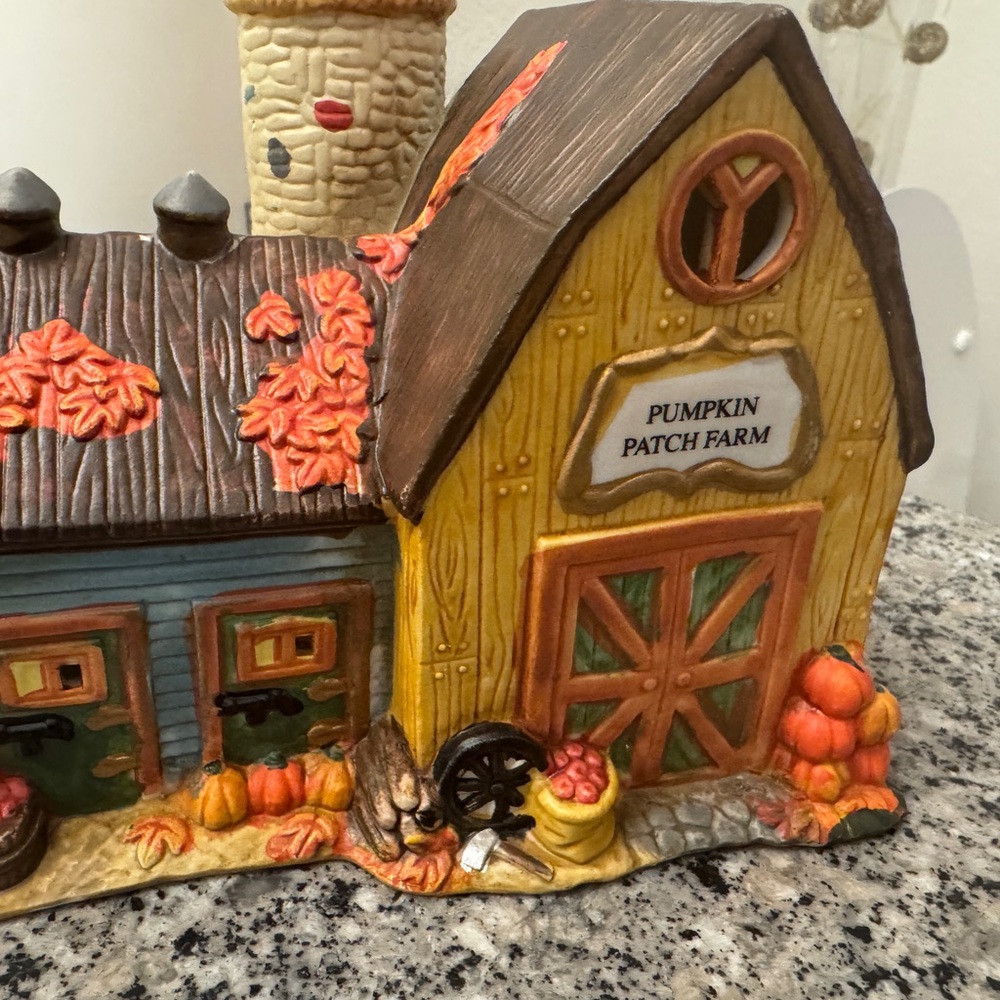 PartyLite Pumpkin Patch Farm Decor - Brown, Orange, Yellow